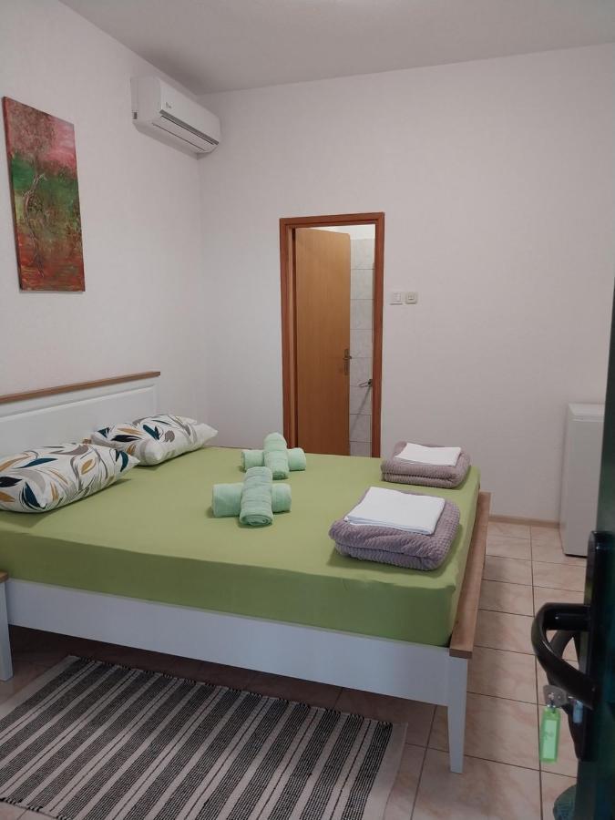Sobe Kraft 2 Apartman Živogošće Kültér fotó